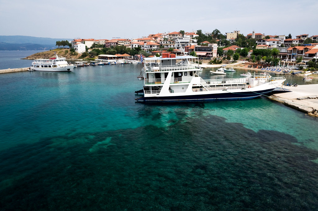 Prix d'un voyage en Grèce tout compris — village et mer