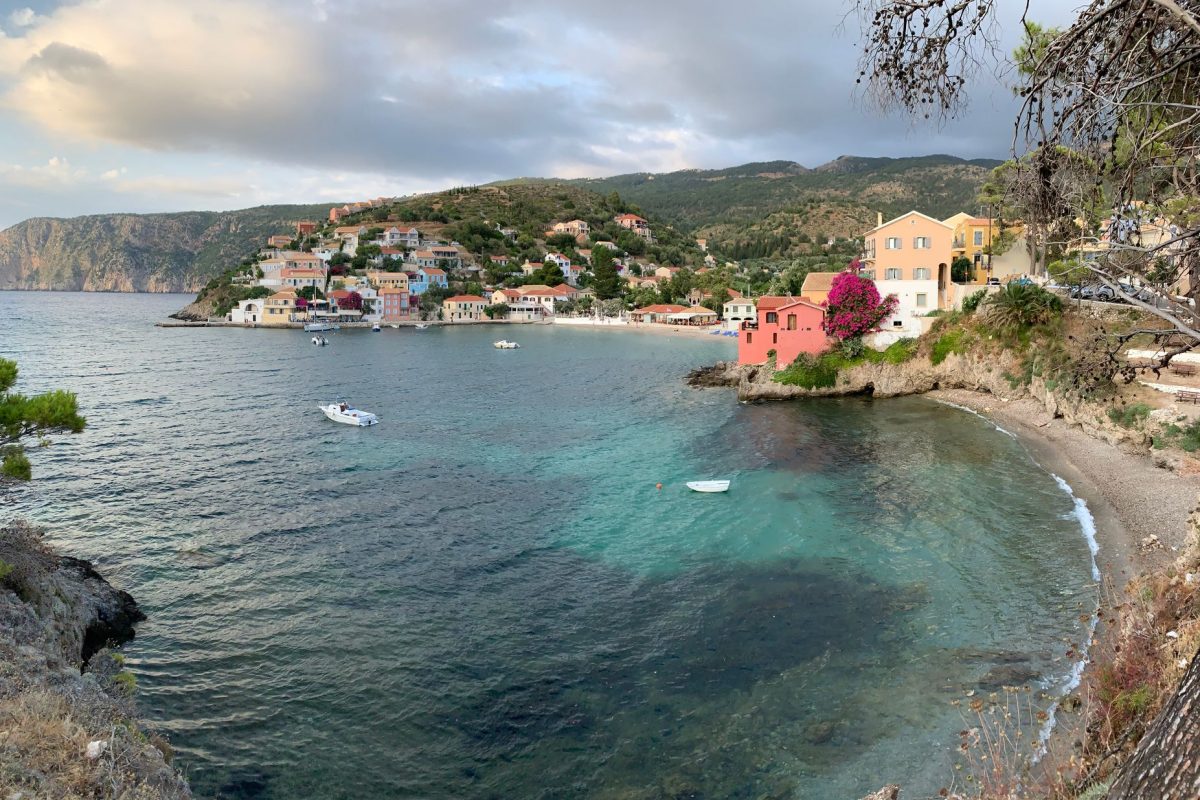 Quelle île choisir pour des vacances sans vent en Grèce ?